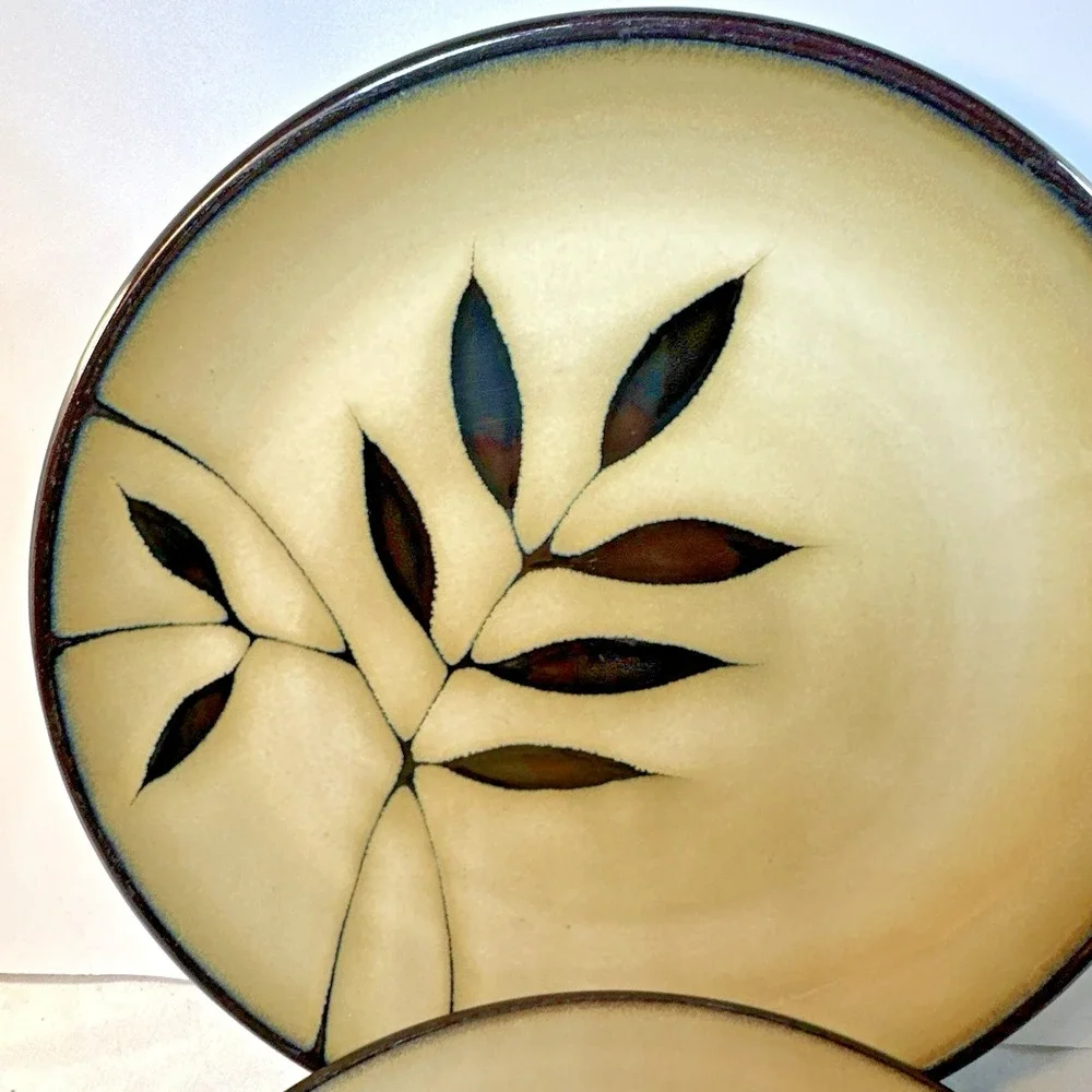 Gibson Elite Midnight Palm Salad Dessert Plates 8.25